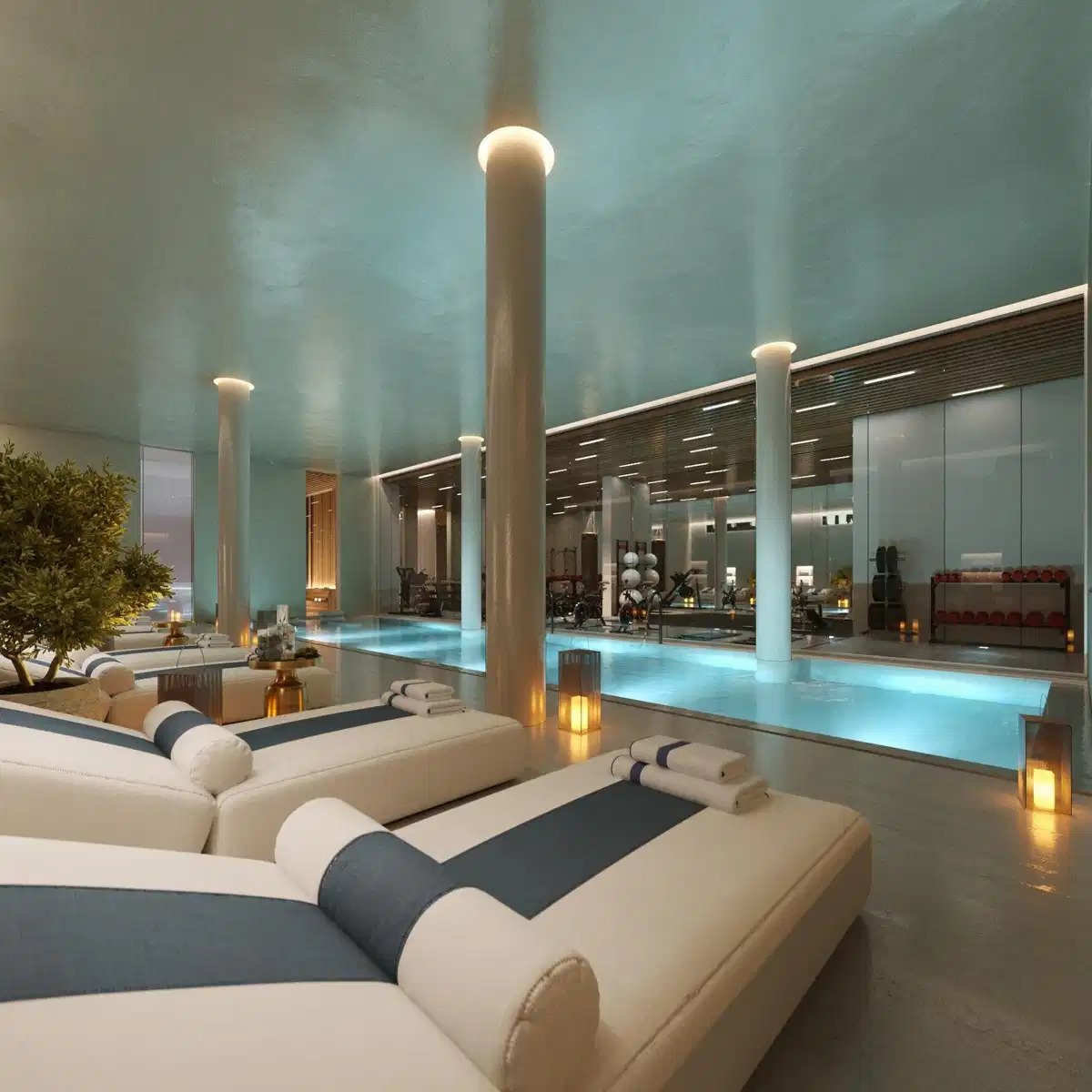 4-Zimmer, 5-Bad-Penthouse mit privatem Pool, Meer- und Bergblick an der Goldenen Meile von Marbella