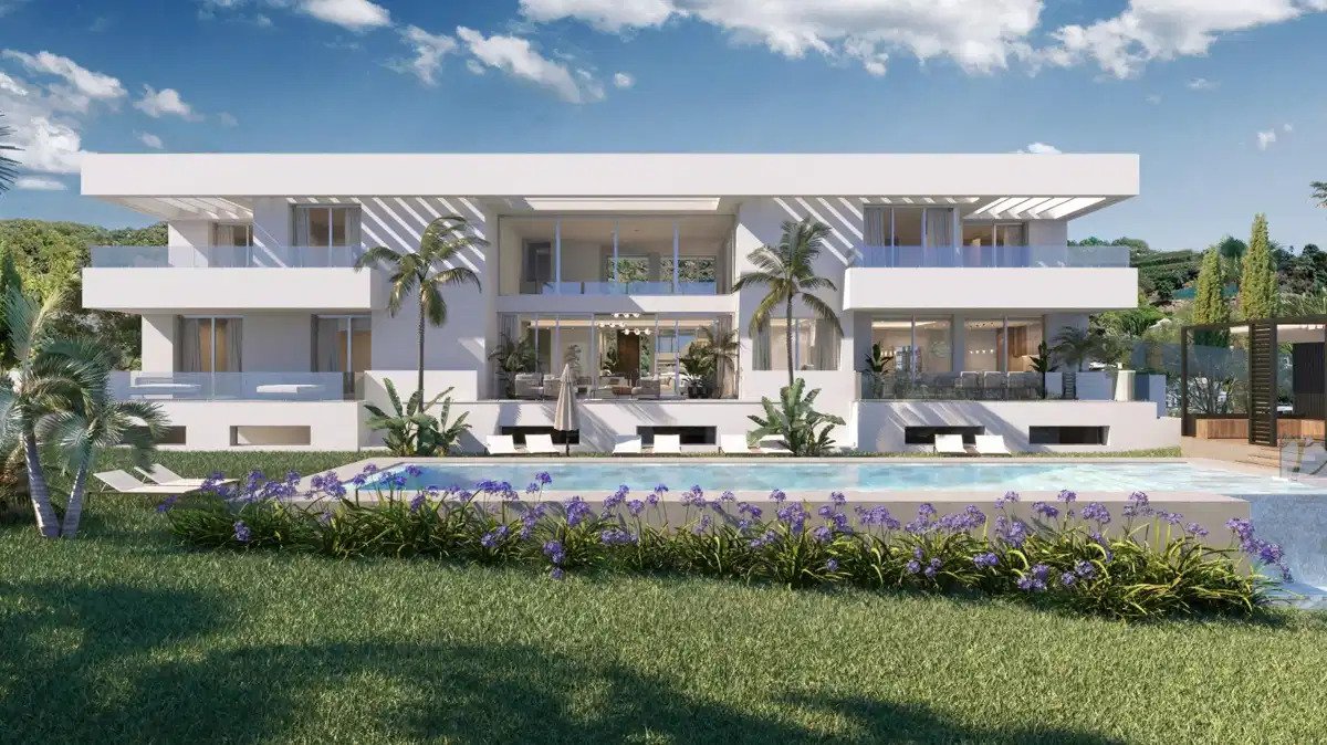 6-Schlafzimmer, 7-Badezimmer Luxusvilla mit Meerblick in El Paraiso Golf, in der Nähe von Estepona