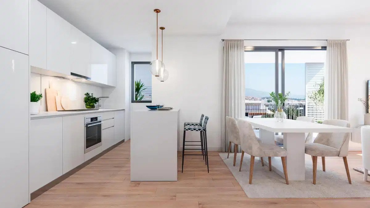 2-Zimmer, 2-Bad-Wohnung in Estepona mit großzügigen Terrassen und modernen Annehmlichkeiten