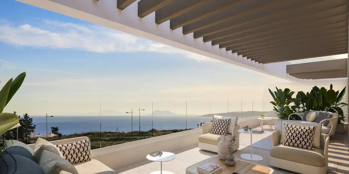 2-Zimmer, 2-Bad Erdgeschosswohnung mit Resort-Annehmlichkeiten und Meerblick in Estepona