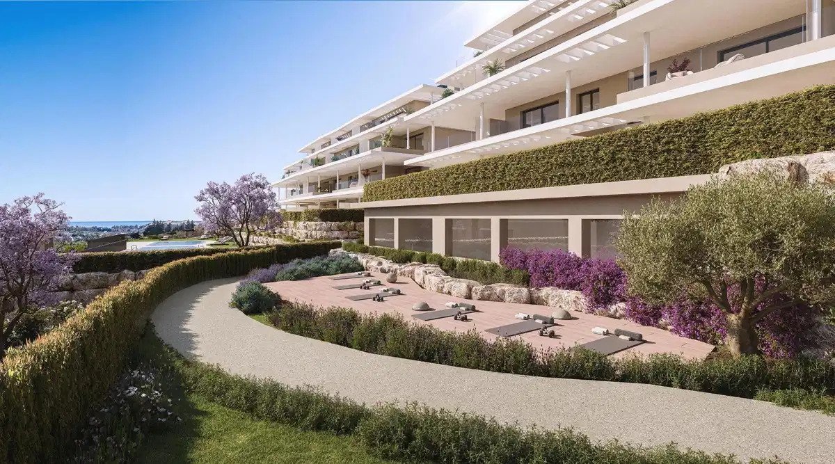 3-Zimmer, 2-Bad Wohnung im Erdgeschoss mit Terrasse und Garten in Estepona