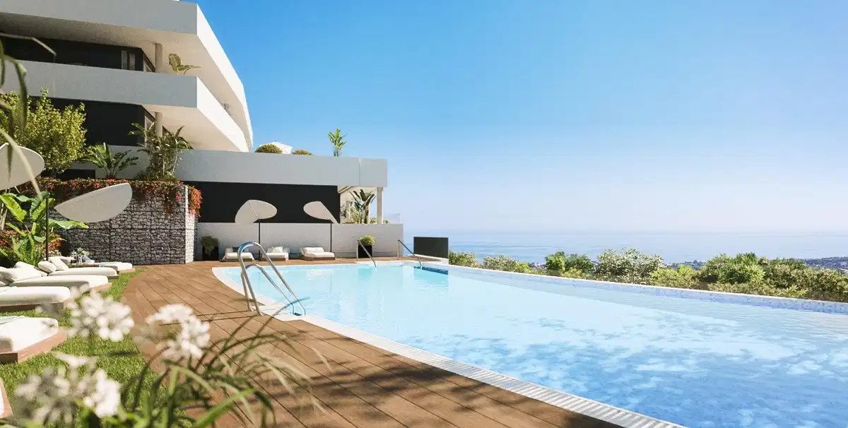 3-Zimmer, 2-Bad-Wohnung mit Panoramablick in Altos de Los Monteros, Marbella