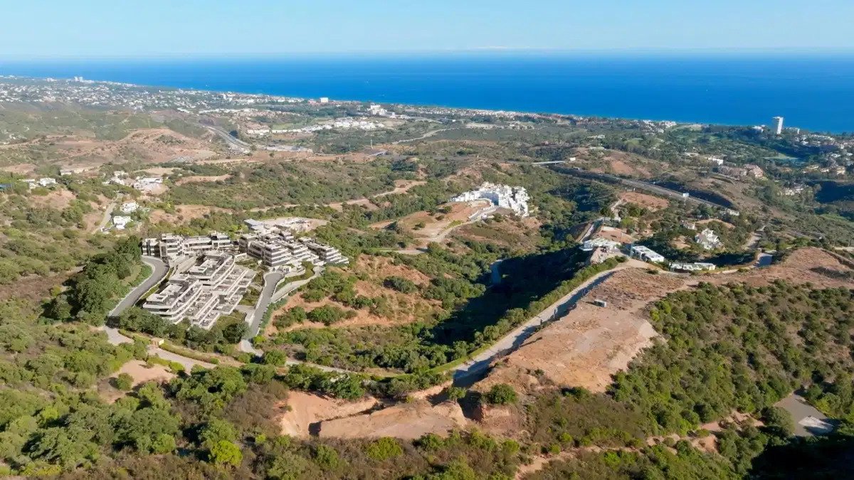 3-Zimmer, 2-Bad-Wohnung mit Panoramablick in Altos de Los Monteros, Marbella