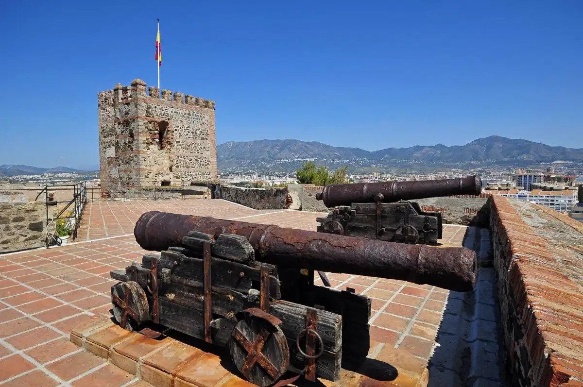 3-Zimmer, 2-Bad Sea View Penthouse in Mijas – Modernes Wohnen mit Terrasse und Annehmlichkeiten