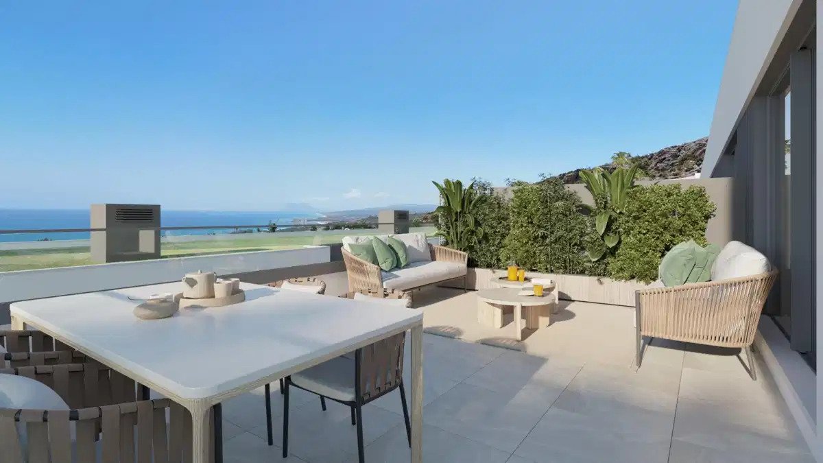 3-Zimmer-Reihenhaus mit 2 Badezimmern, Panoramablick auf das Meer und Resort-Annehmlichkeiten in Manilva