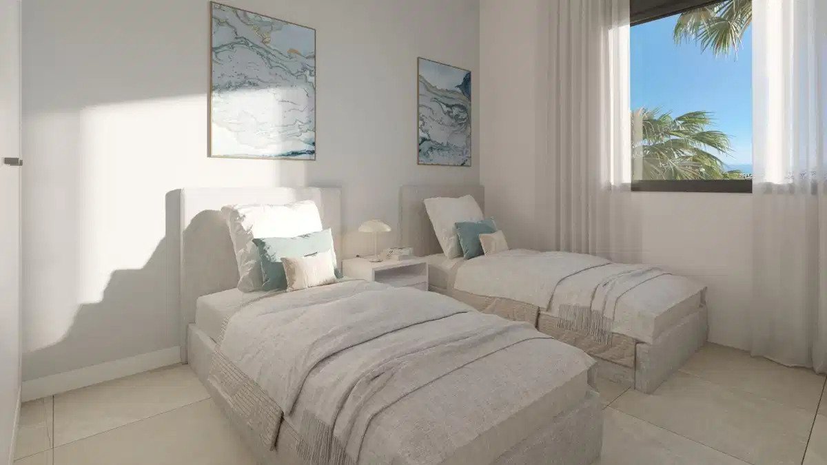 3-Zimmer-Reihenhaus mit 2 Badezimmern, Panoramablick auf das Meer und Resort-Annehmlichkeiten in Manilva