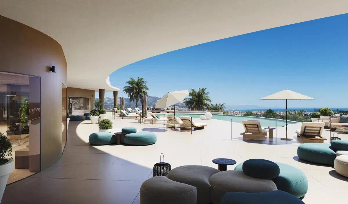 3-Zimmer, 3-Bad Luxus Erdgeschosswohnung mit Meer- und Golfblick in Cerrado del Águila, Mijas