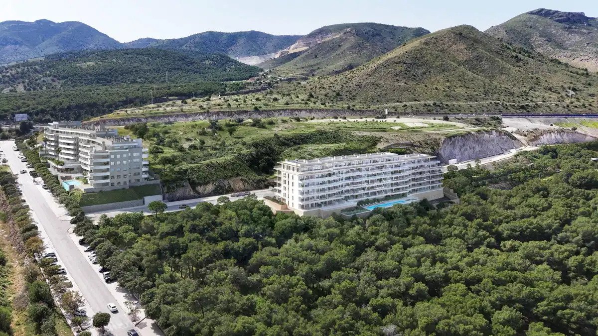 3-Zimmer, 2-Bad Wohnung im Erdgeschoss mit Meerblick in Torremolinos