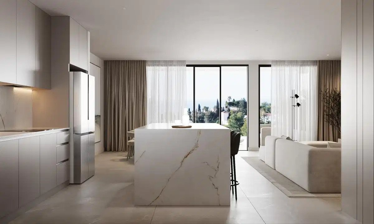 4-Zimmer, 4-Bad-Penthouse mit Panoramablick auf das Meer und luxuriösen Annehmlichkeiten in der Nähe von Estepona