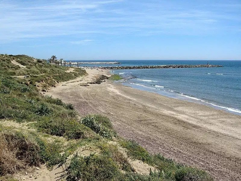 3-Zimmer, 2-Bad Wohnung im Erdgeschoss mit Panoramablick auf das Meer in Cabopino