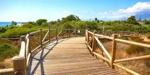 3-Zimmer, 2-Bad Wohnung im Erdgeschoss mit Panoramablick auf das Meer in Cabopino