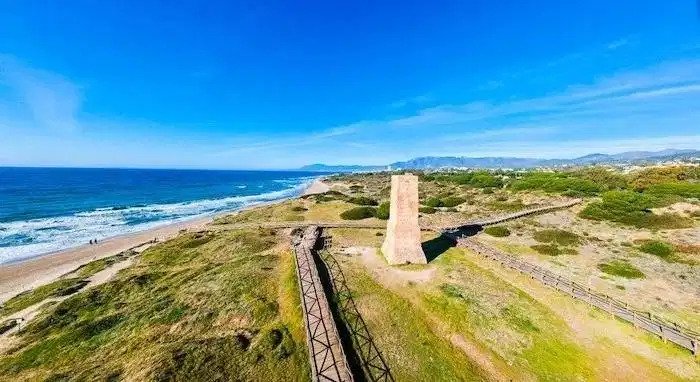 3-Zimmer, 2-Bad Wohnung im Erdgeschoss mit Panoramablick auf das Meer in Cabopino