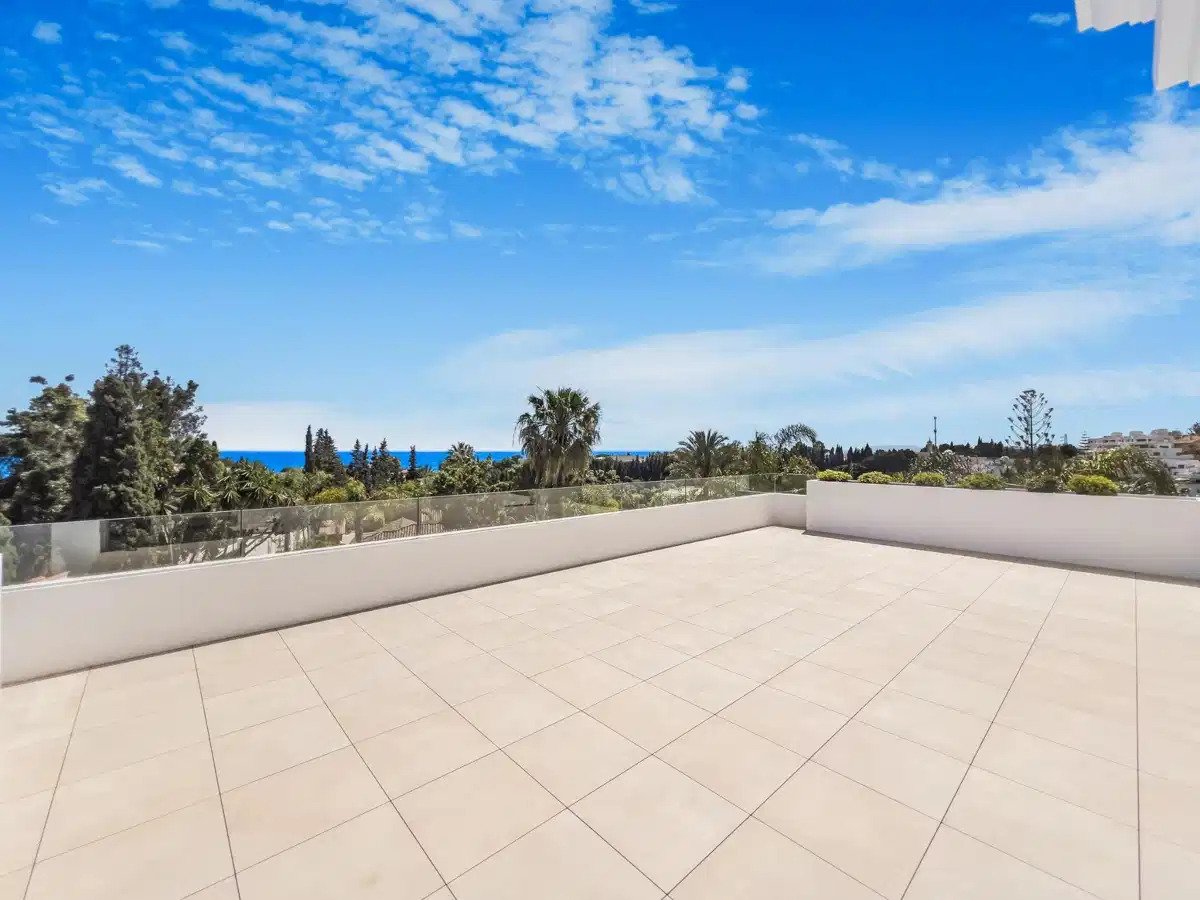 6-Schlafzimmer, 6-Badezimmer Luxusvilla in Lomas de Marbella Club mit Panoramablick auf das Meer