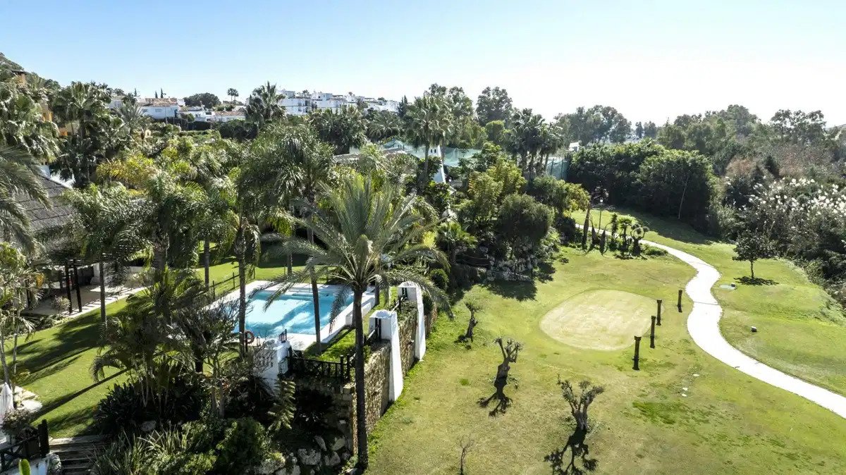 5-Schlafzimmer, 6-Badezimmer exklusive Neubauvillen in Estepona neben El Campanario Golf
