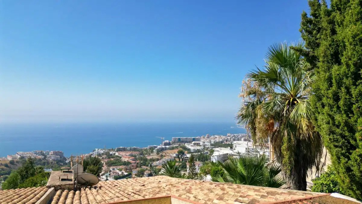4-Schlafzimmer, 4-Badezimmer luxuriöse Villa mit Panoramablick auf Meer und Berge in La Capellanía, Benalmádena