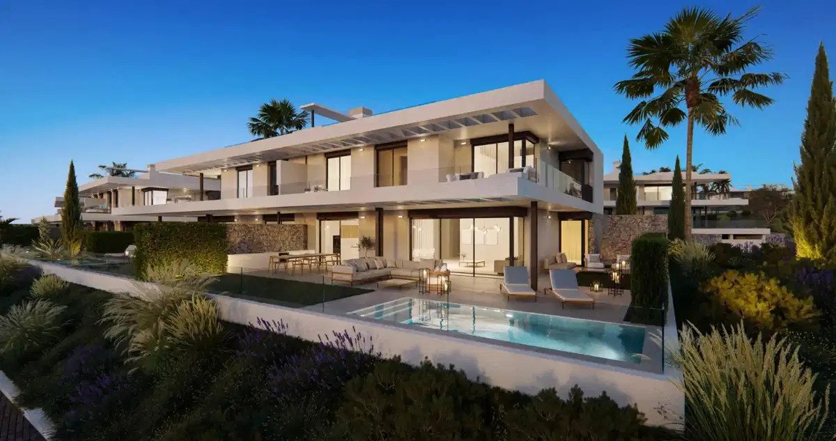3-Zimmer, 3-Bad-Top-Floor-Bungalow mit Meer- und Golfblick in Marbella Ost