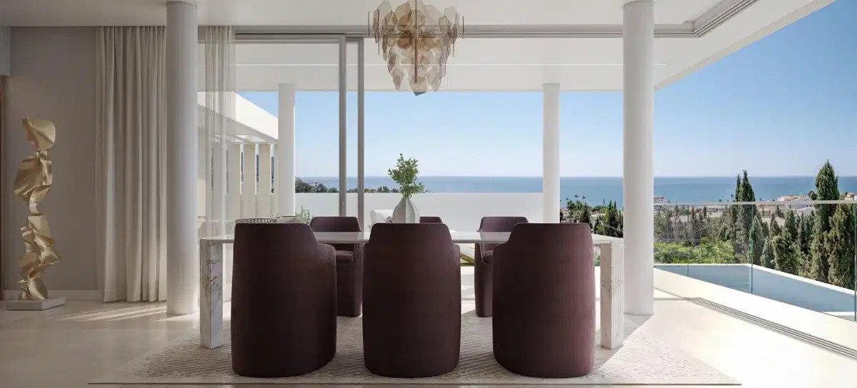 4-Zimmer, 4-Bad Villa mit Meerblick und privatem Pool in Estepona