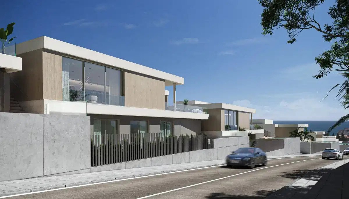 4-Zimmer, 4-Bad Villa mit Meerblick und privatem Pool in Estepona