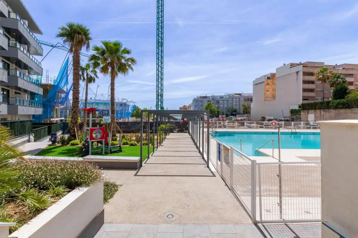 3-Zimmer, 2-Bad-Penthouse mit Garage und Abstellraum in Las Lagunas de Mijas