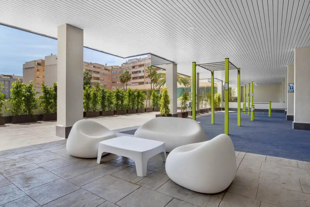 3-Zimmer, 2-Bad-Penthouse mit Garage und Abstellraum in Las Lagunas de Mijas