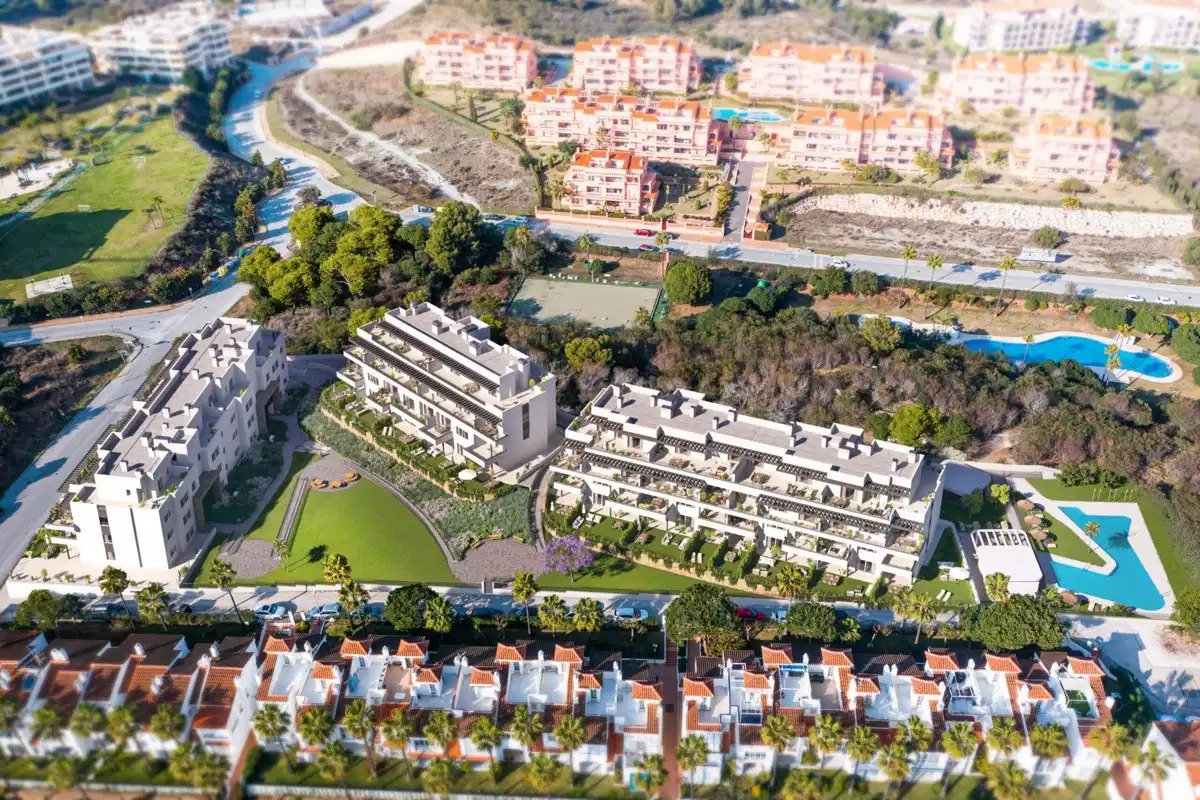 3-Zimmer, 2-Bad Erdgeschosswohnung mit Meerblick in La Cala de Mijas