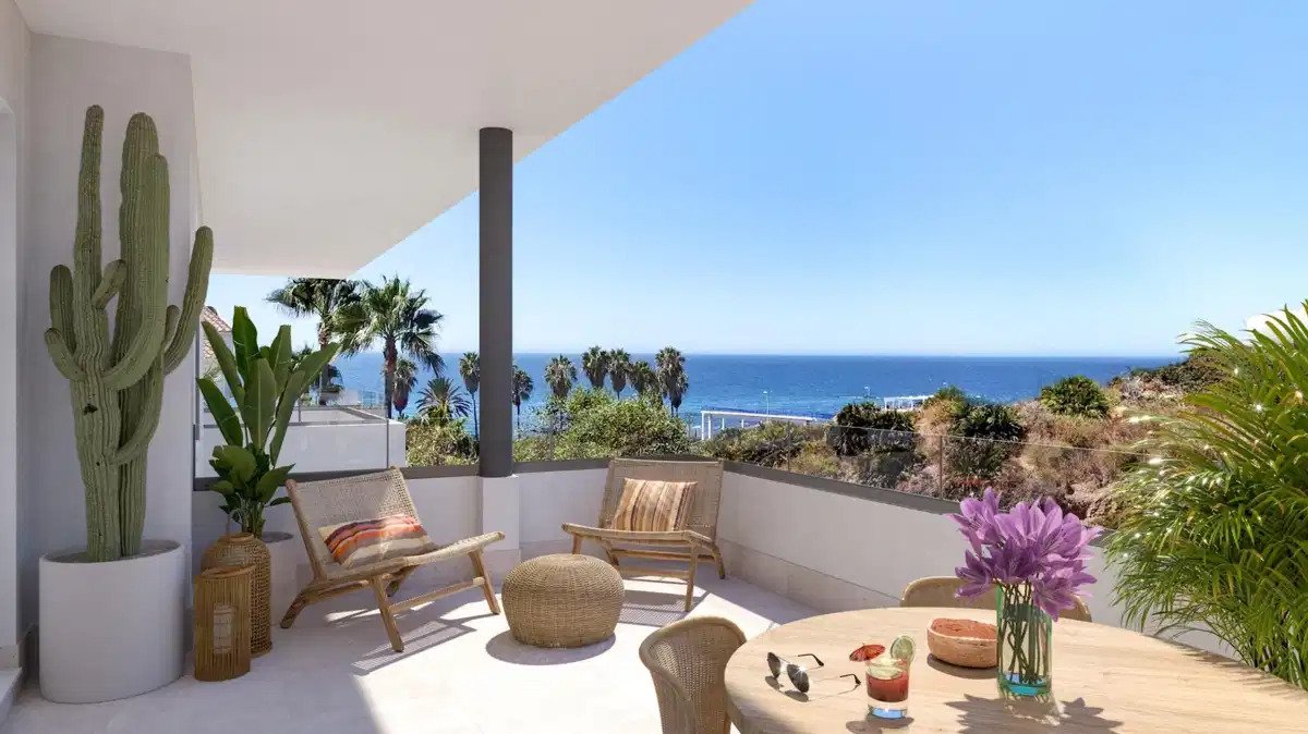 3-Zimmer, 2-Bad Erdgeschosswohnung mit Meerblick in La Cala de Mijas