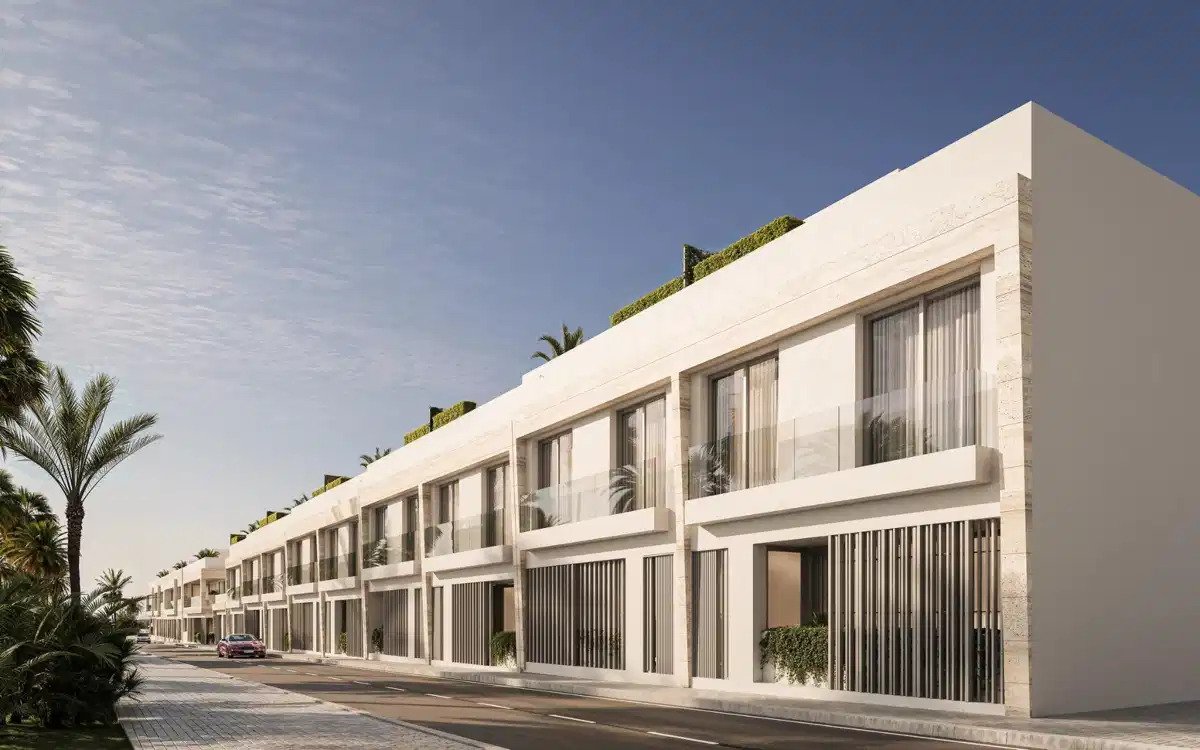 3-Zimmer, 3-Badezimmer modernes Stadthaus in der Nähe des Strandes in San Pedro de Alcántara Marbella
