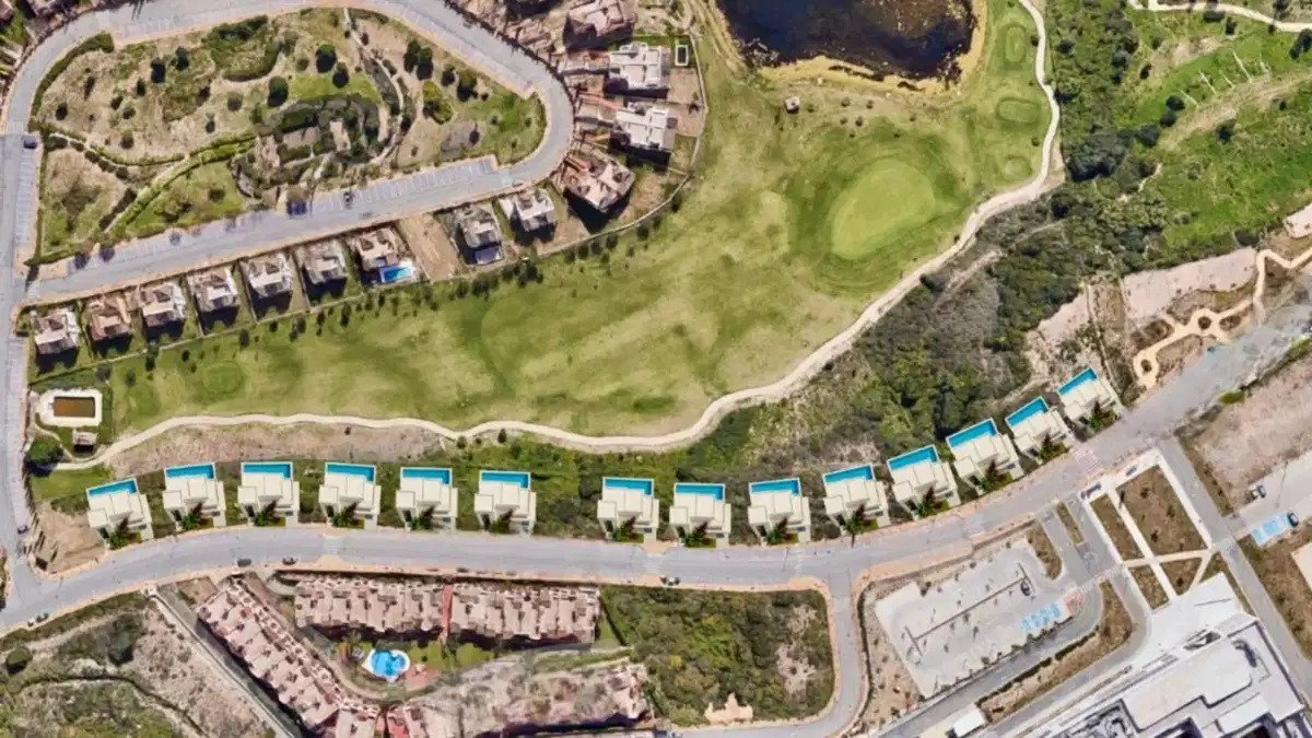 5-Schlafzimmer, 5-Badezimmer Luxusvilla mit Panoramablick auf das Meer und den Golf in Estepona