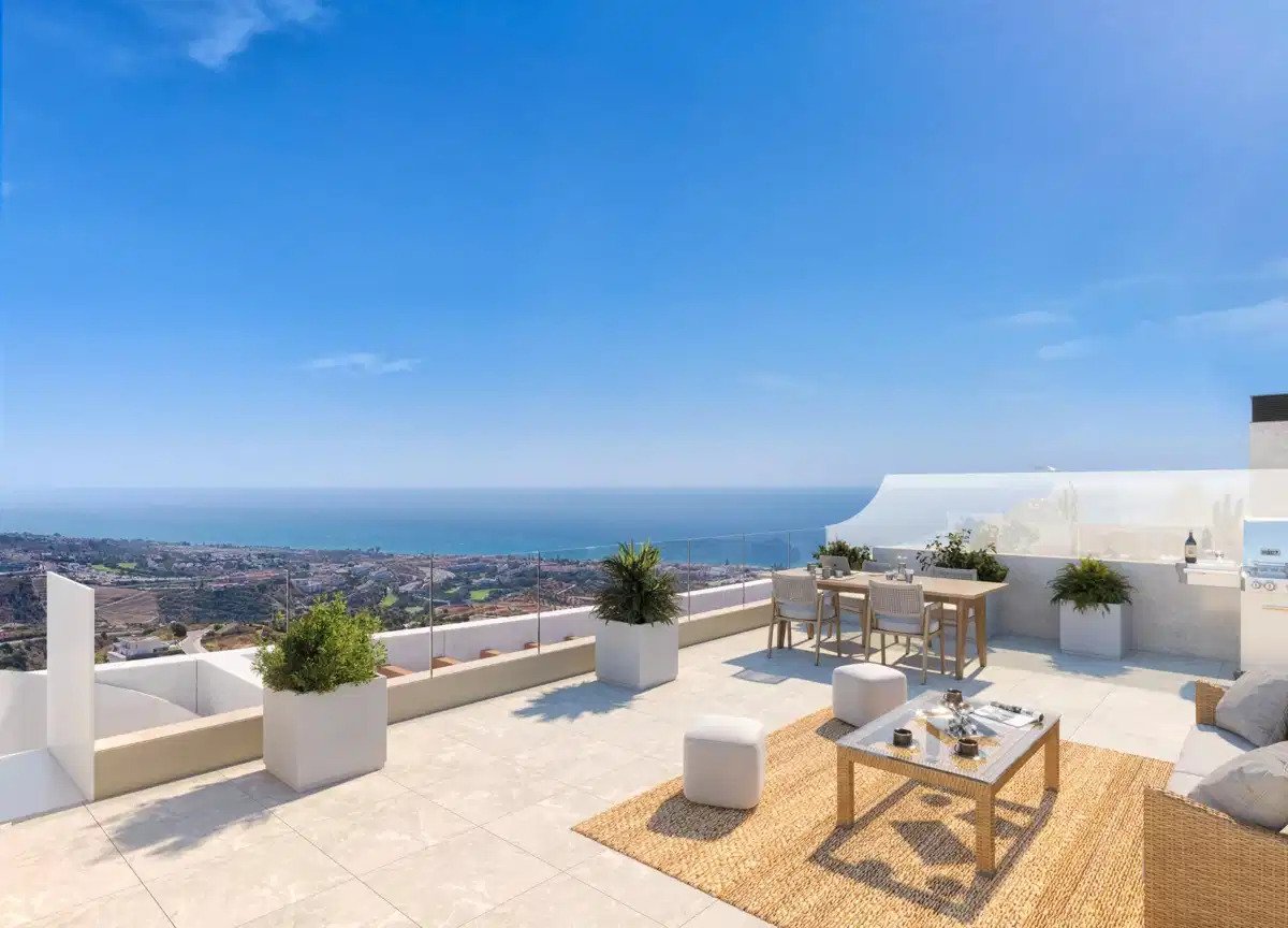 3-Zimmer, 2-Bad Wohnung im Erdgeschoss mit Meerblick und großer Terrasse in Rincon de la Victoria