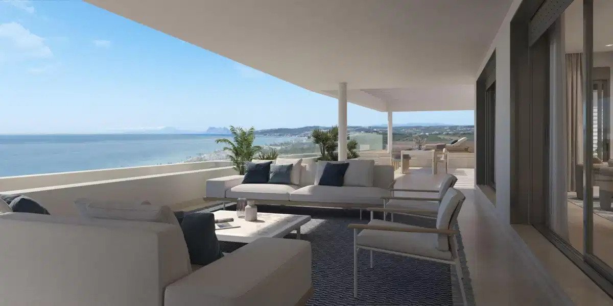 4-Zimmer, 3-Bad Wohnung mit Meerblick und großer Terrasse in Estepona