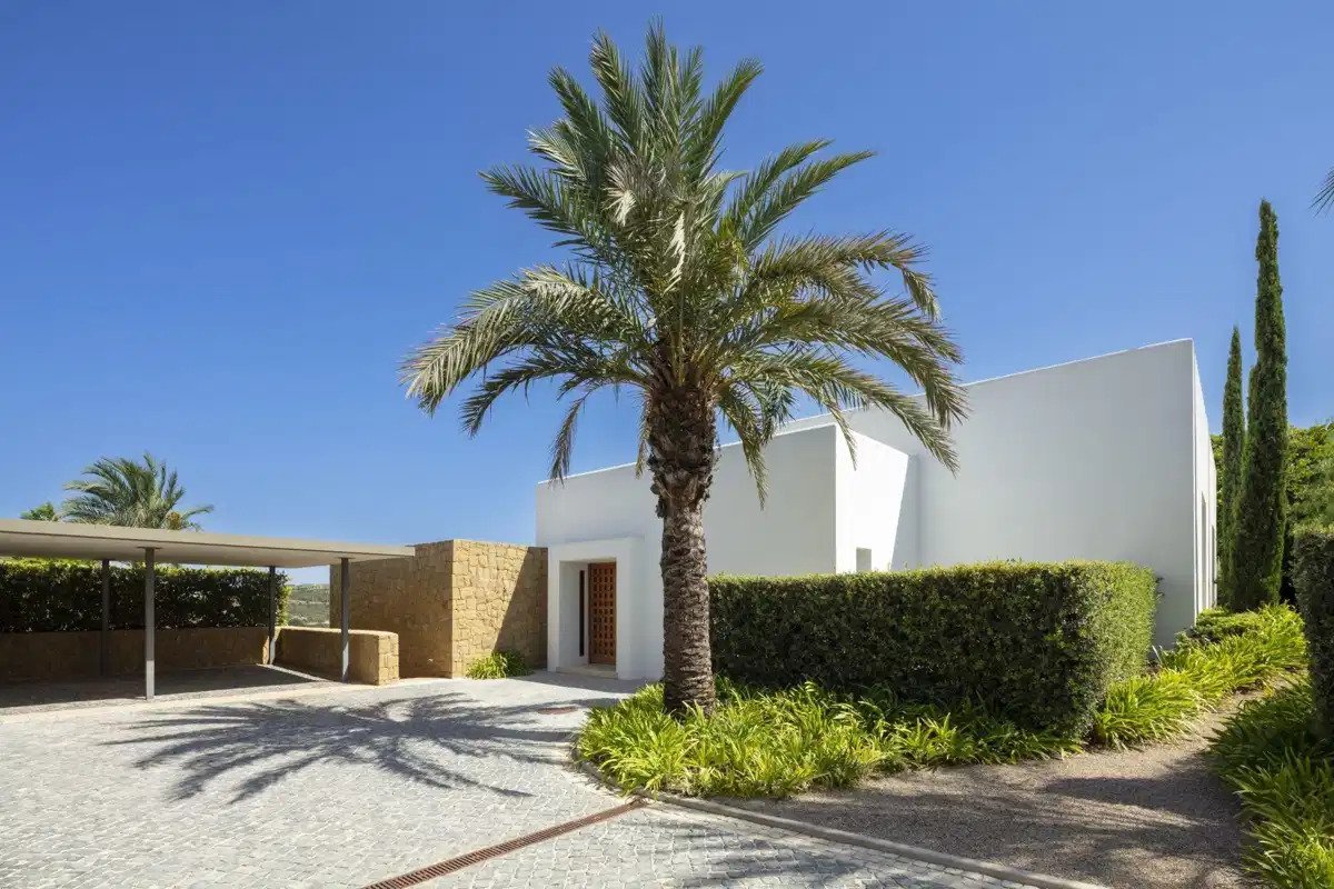 5-Zimmer, 5-Bad Villa im Ibiza-Stil mit Golf- und Bergblick bei Finca Cortesín, Casares