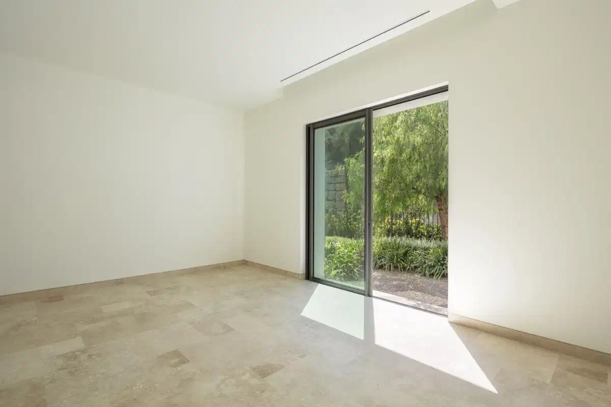 5-Zimmer, 5-Bad Villa im Ibiza-Stil mit Golf- und Bergblick bei Finca Cortesín, Casares