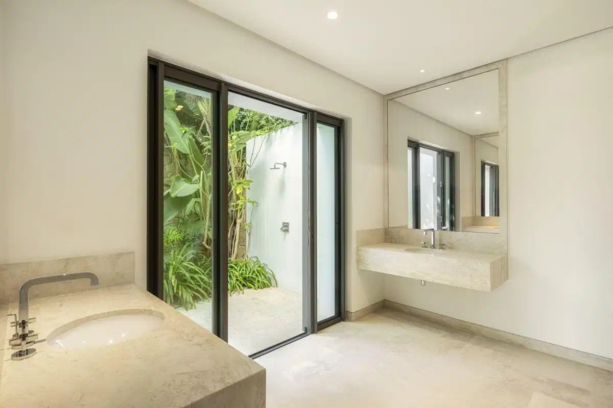 5-Zimmer, 5-Bad Villa im Ibiza-Stil mit Golf- und Bergblick bei Finca Cortesín, Casares