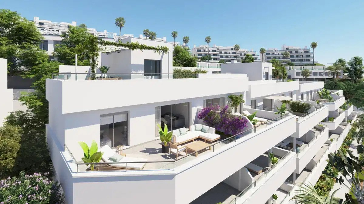 3-Zimmer, 2-Bad Wohnung im Erdgeschoss mit großzügiger Südwest-Terrasse in der Nähe von Estepona