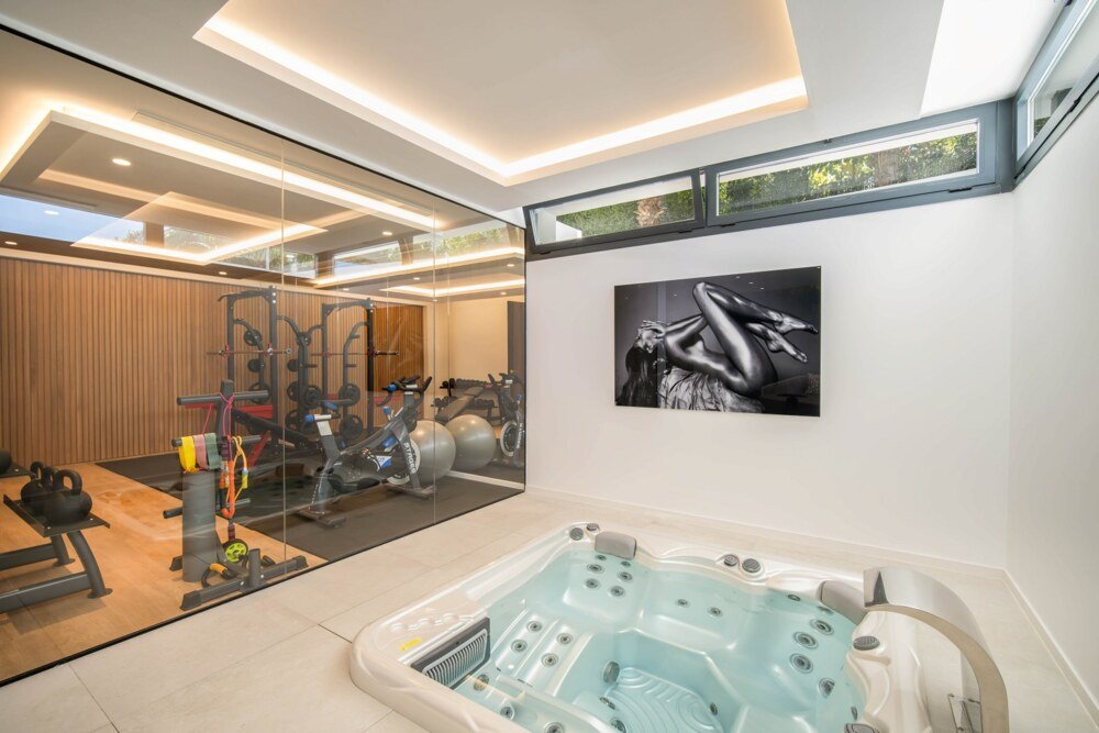 Beeindruckende 4-Schlafzimmer-Villa in Nueva Andalucia