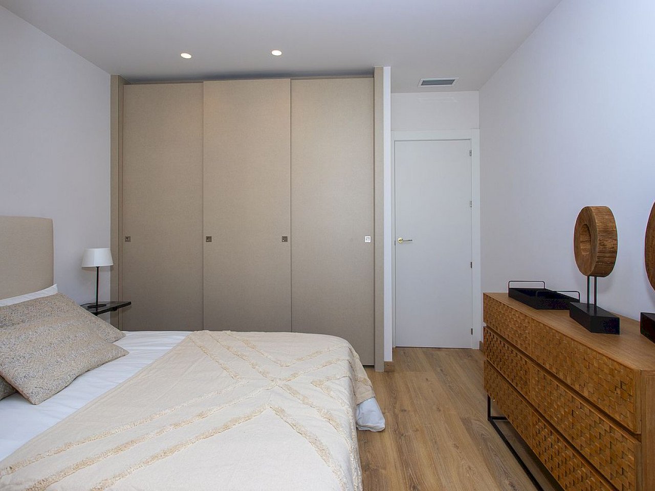 Moderne Neubau-Stadthäuser in einer ruhigen Umgebung am Alenda Golfplatz