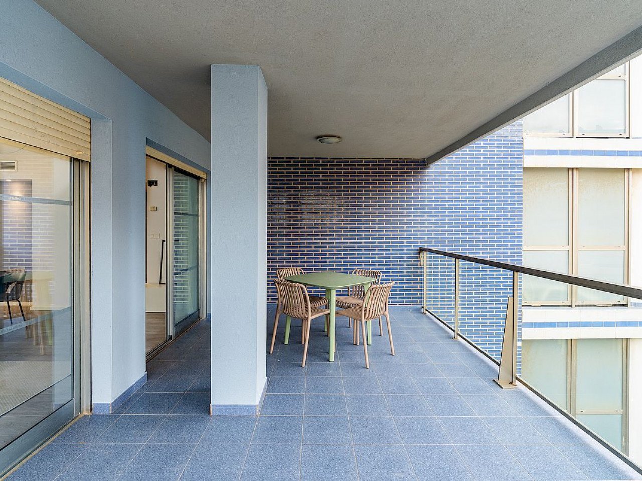 Penthouse mit riesigen Terrassen direkt am Strand - Meerblick