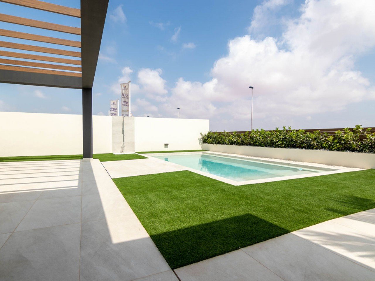 Residential Monteolivo are detached villas in Los Altos, one of the most privileged areas of the southern Costa Blanca. The properties comprise of ...