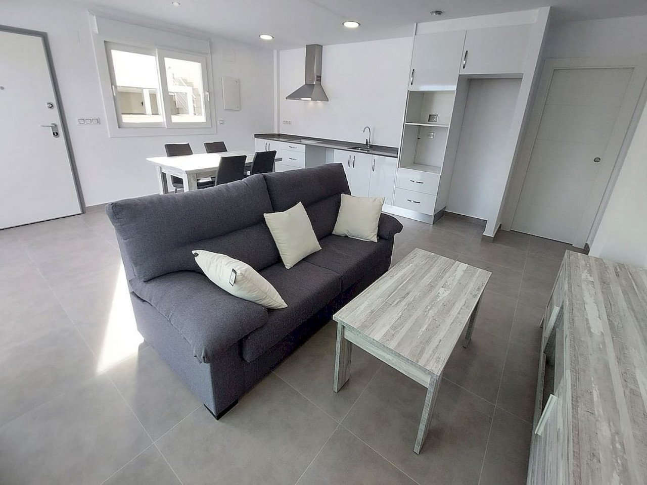 Attraktive Neubau-Doppelhaushälften mit Pool in Los Montesinos