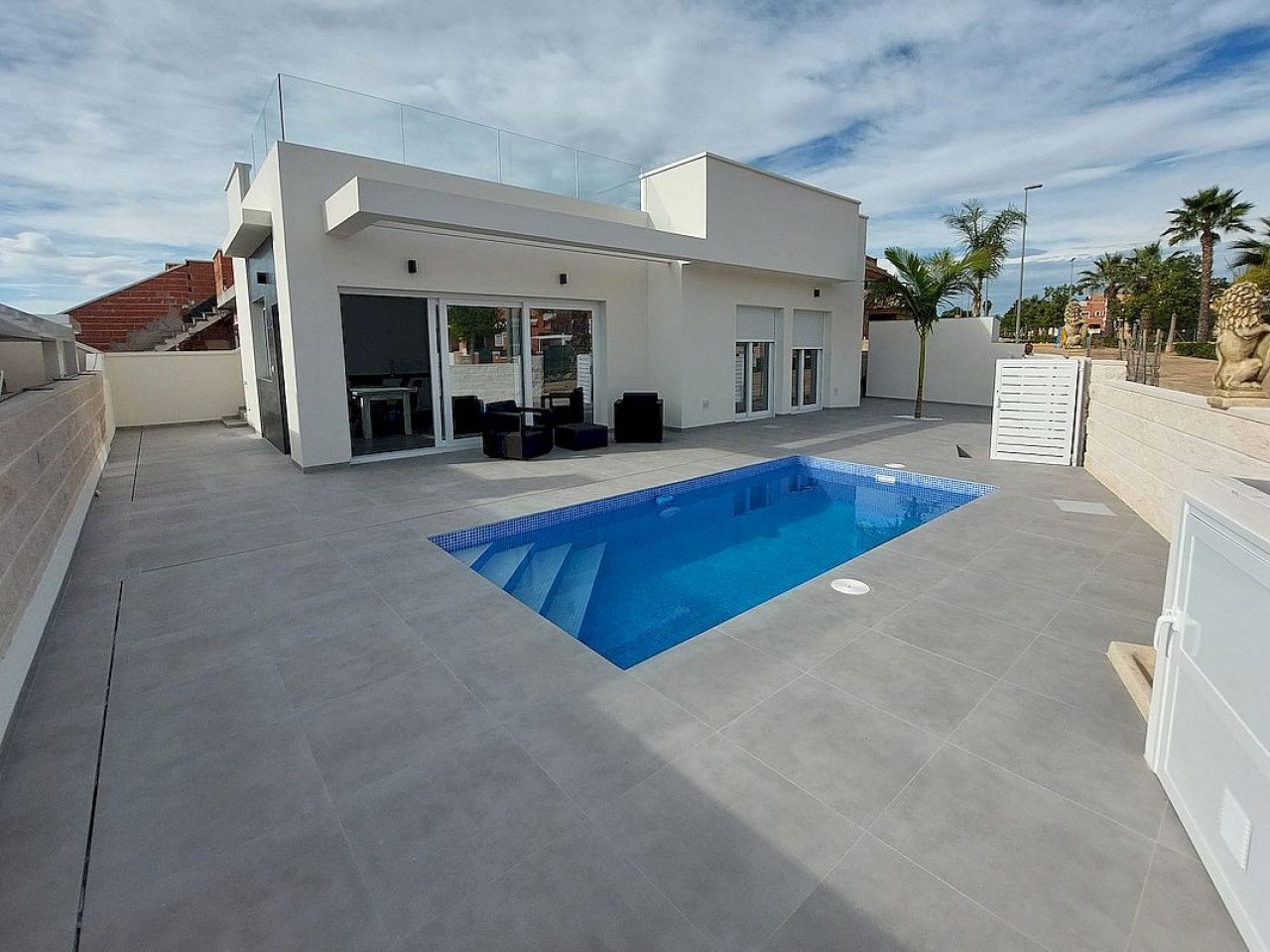 Attraktive Neubau-Doppelhaushälften mit Pool in Los Montesinos