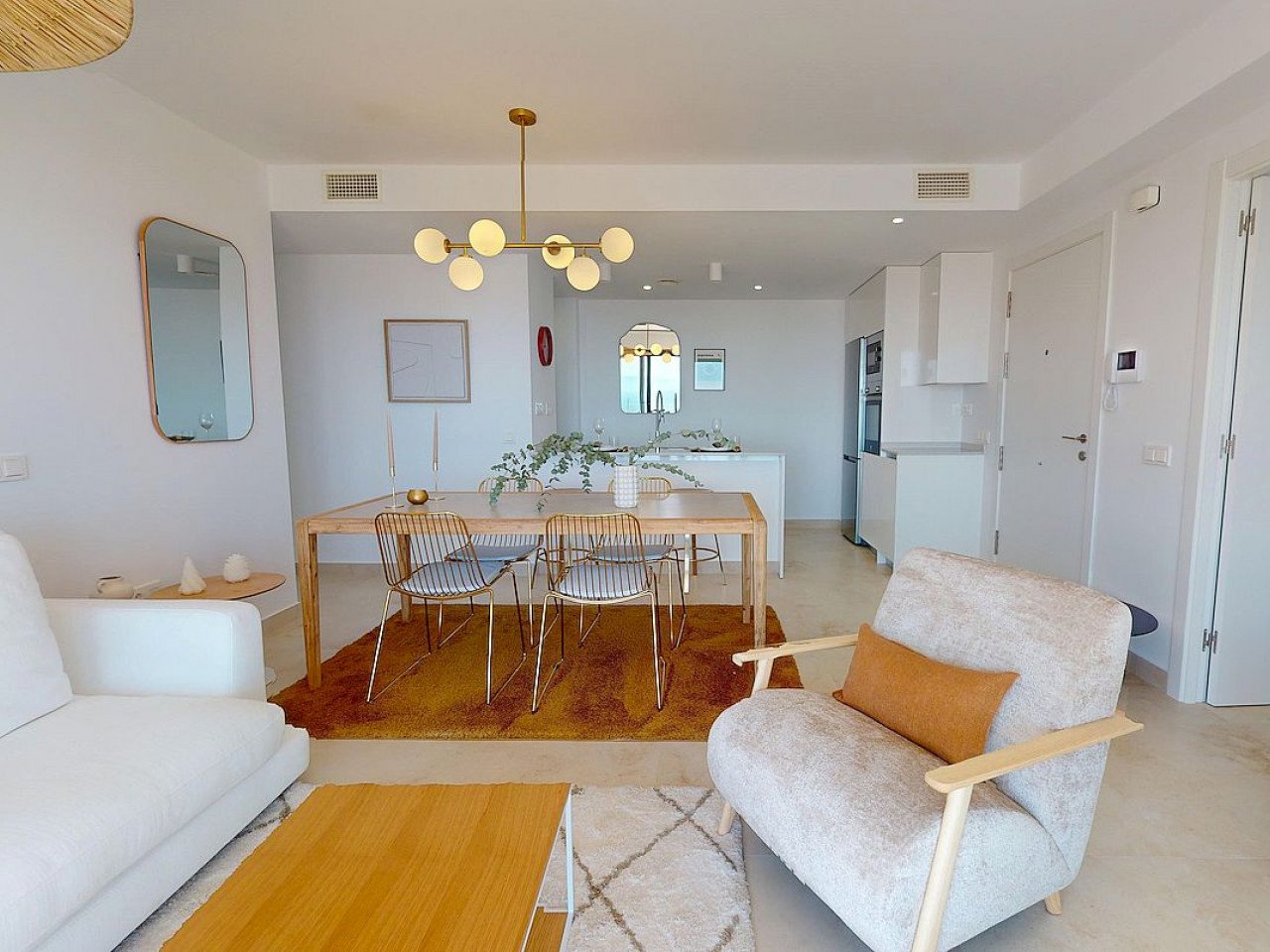 These environmentally friendly apartments with options of one, two or three bedroom and penthouses, are located on a hill with a spectacular sea vi...