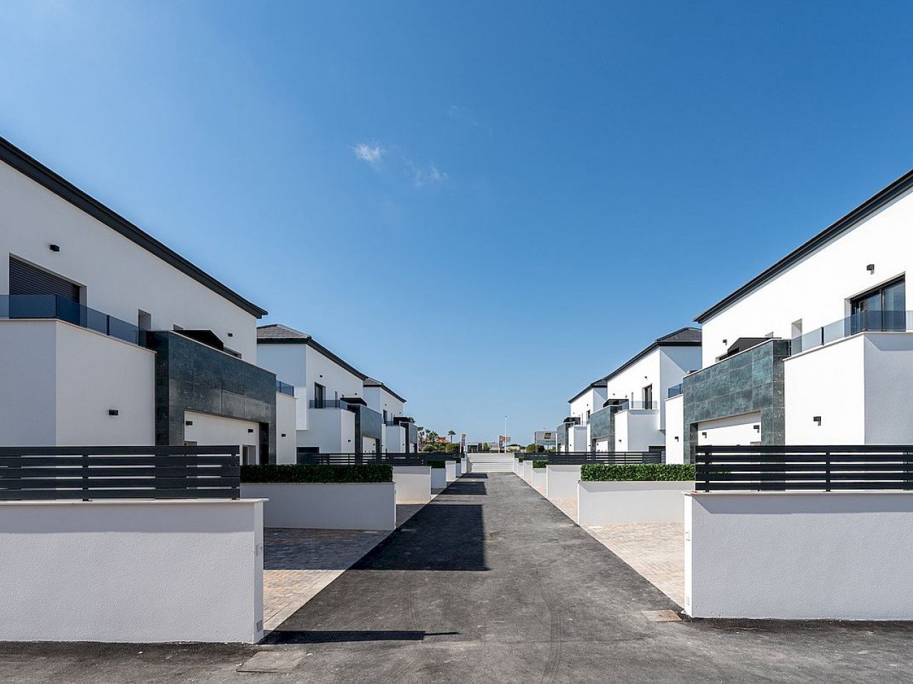 Exklusive Neubau-Wohnanlage - Chalets mit eigenem Garten und Stellplatz