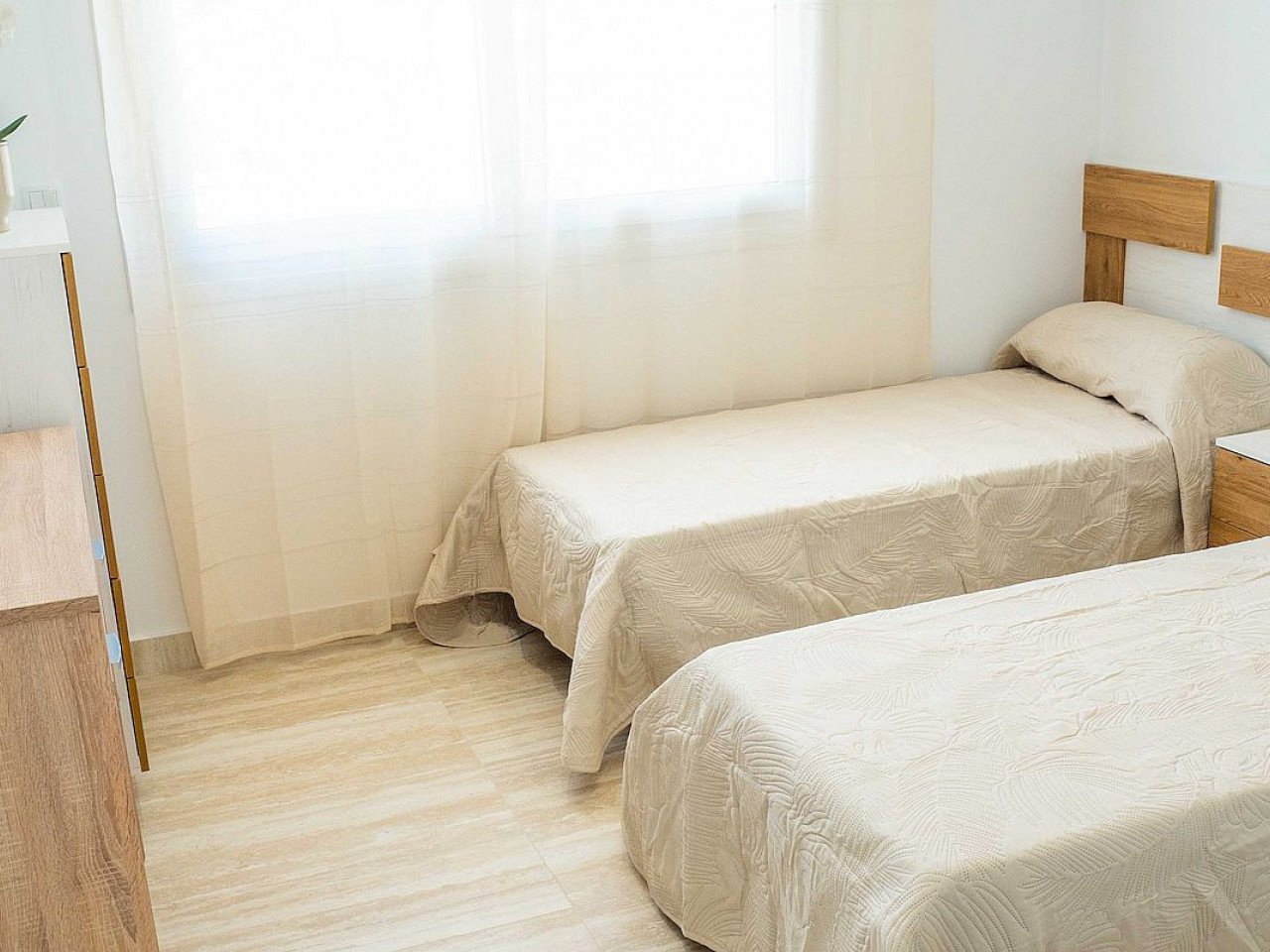 This elegant new luxury villas located on the beautiful golf course La Marquesa in Ciudad Quesada.

The new Vega Golf are south facing and built on...