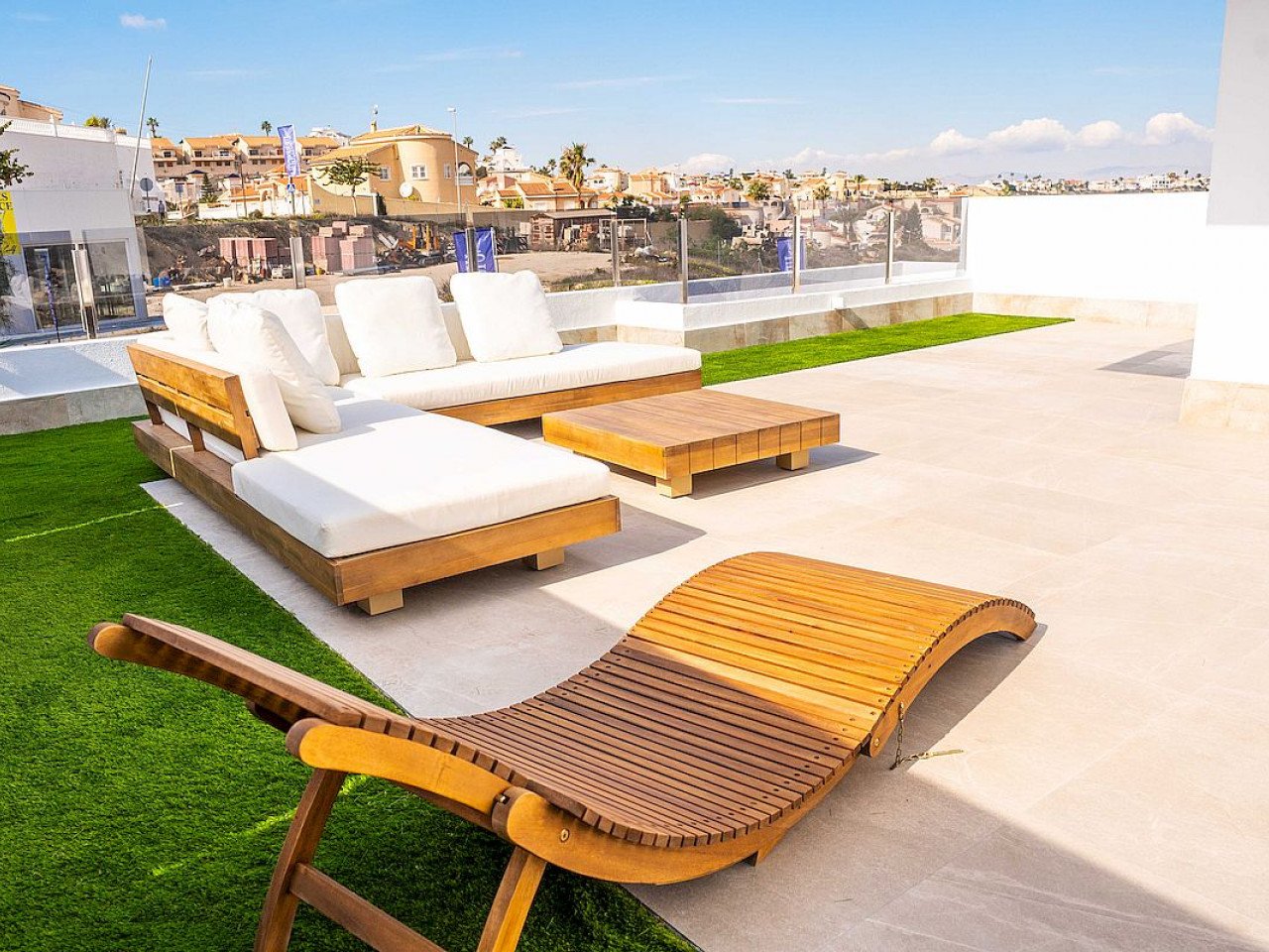 This elegant new luxury villas located on the beautiful golf course La Marquesa in Ciudad Quesada.

The new Vega Golf are south facing and built on...