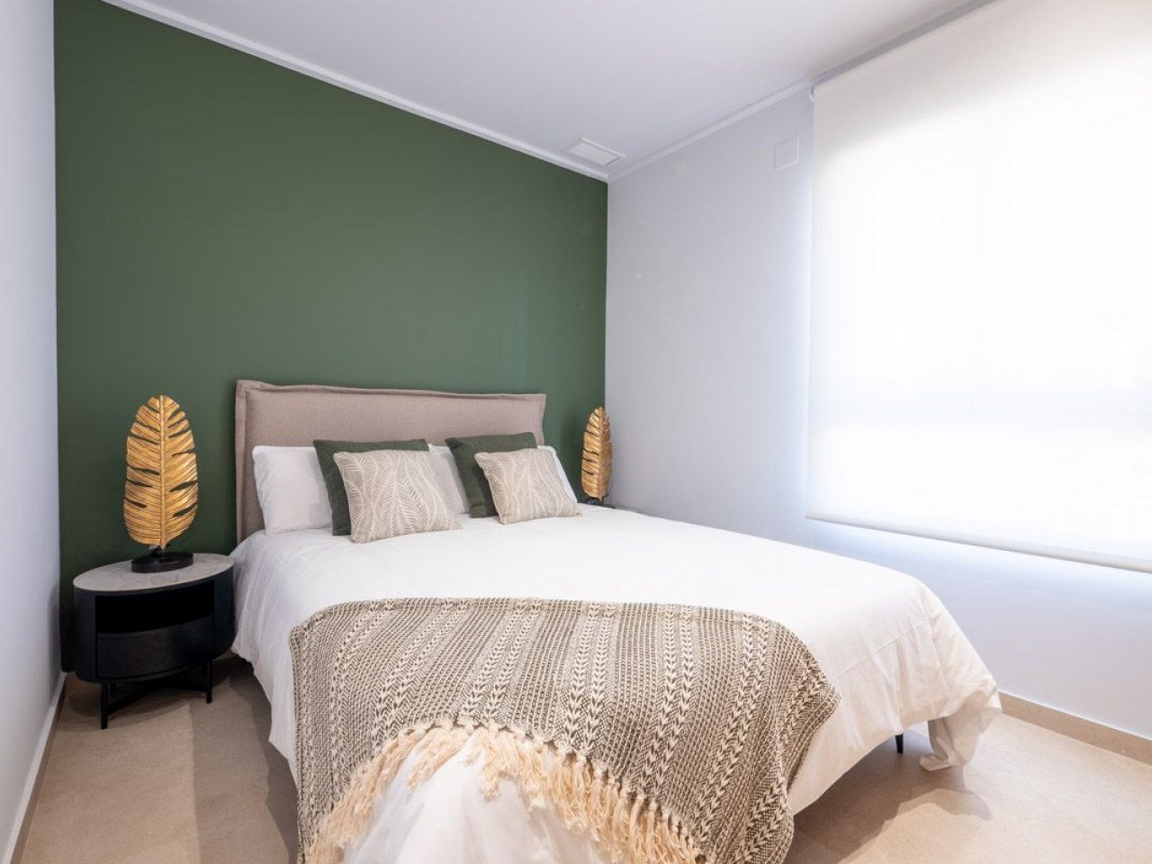 Vista Azul XXXVII located on the  El Raso urbanisation in Guardamar del Segura, is a residential complex of 175 apartments with three bedrooms and ...