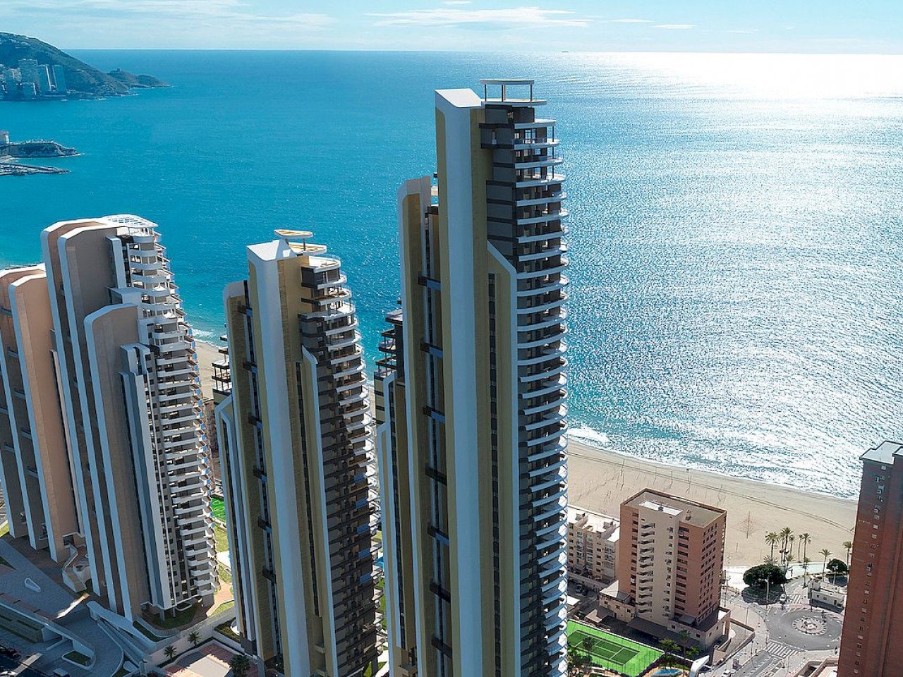 New build 1, 2, 3, and 4 bedroom apartments and excellent communal areas on Poniente Beach, Benidorm.
Sunset Sailors is practically located on the...