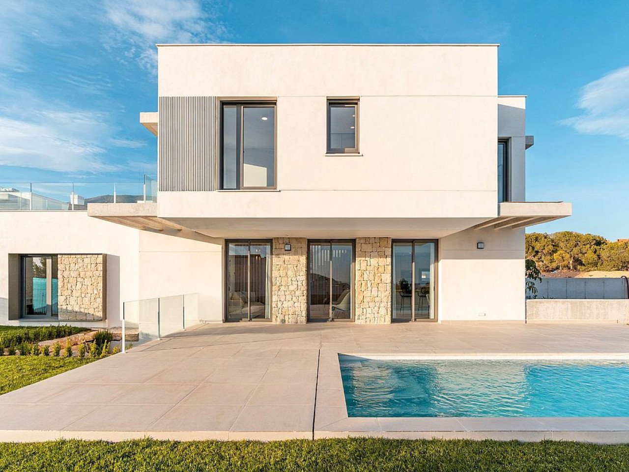 Costabella herrliche Neubau-Villa in Sierra Cortina
