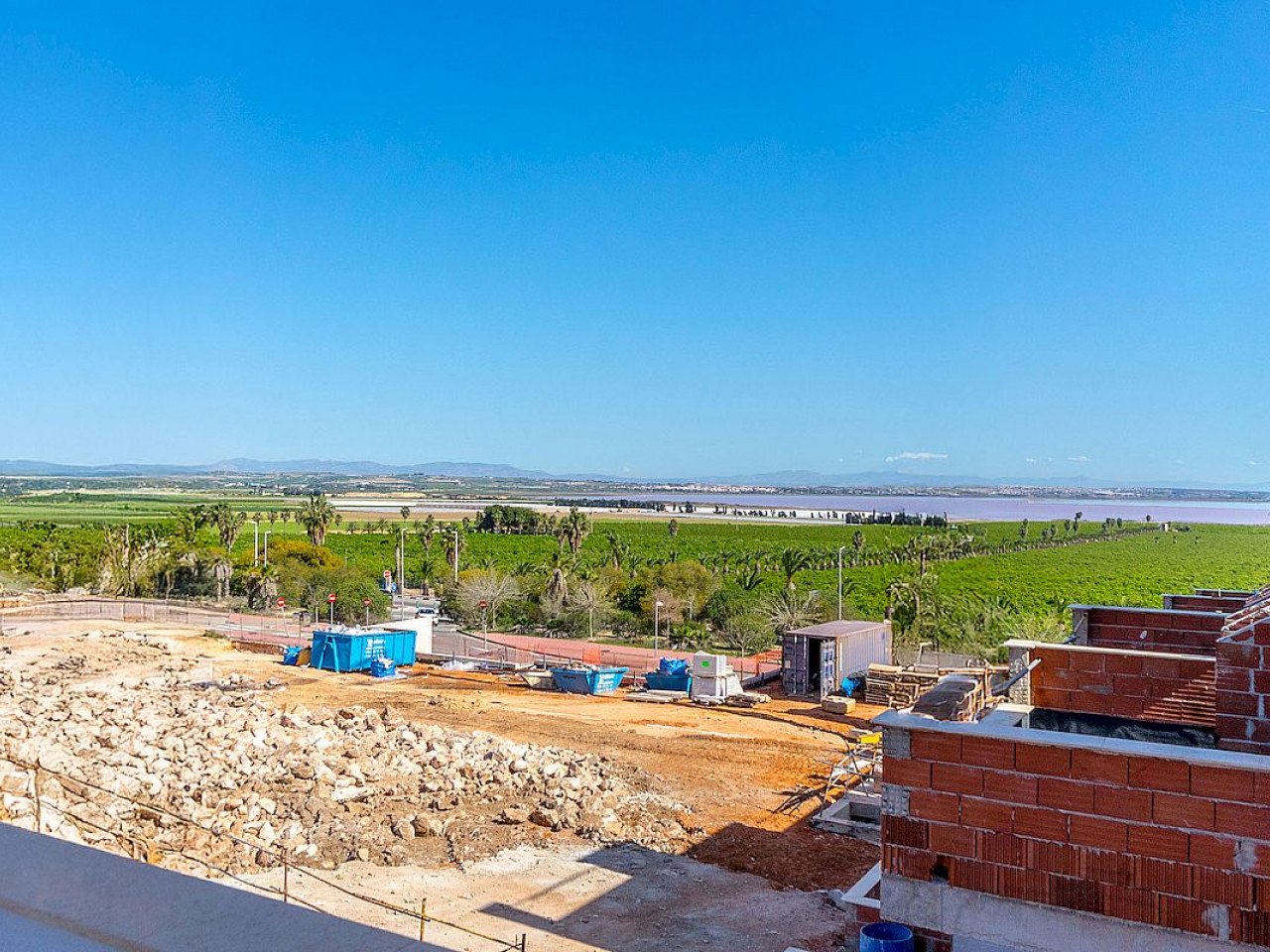 Neubau-Apartment/Penthouse mit Dachterrasse - Blick auf Rosa Lagune