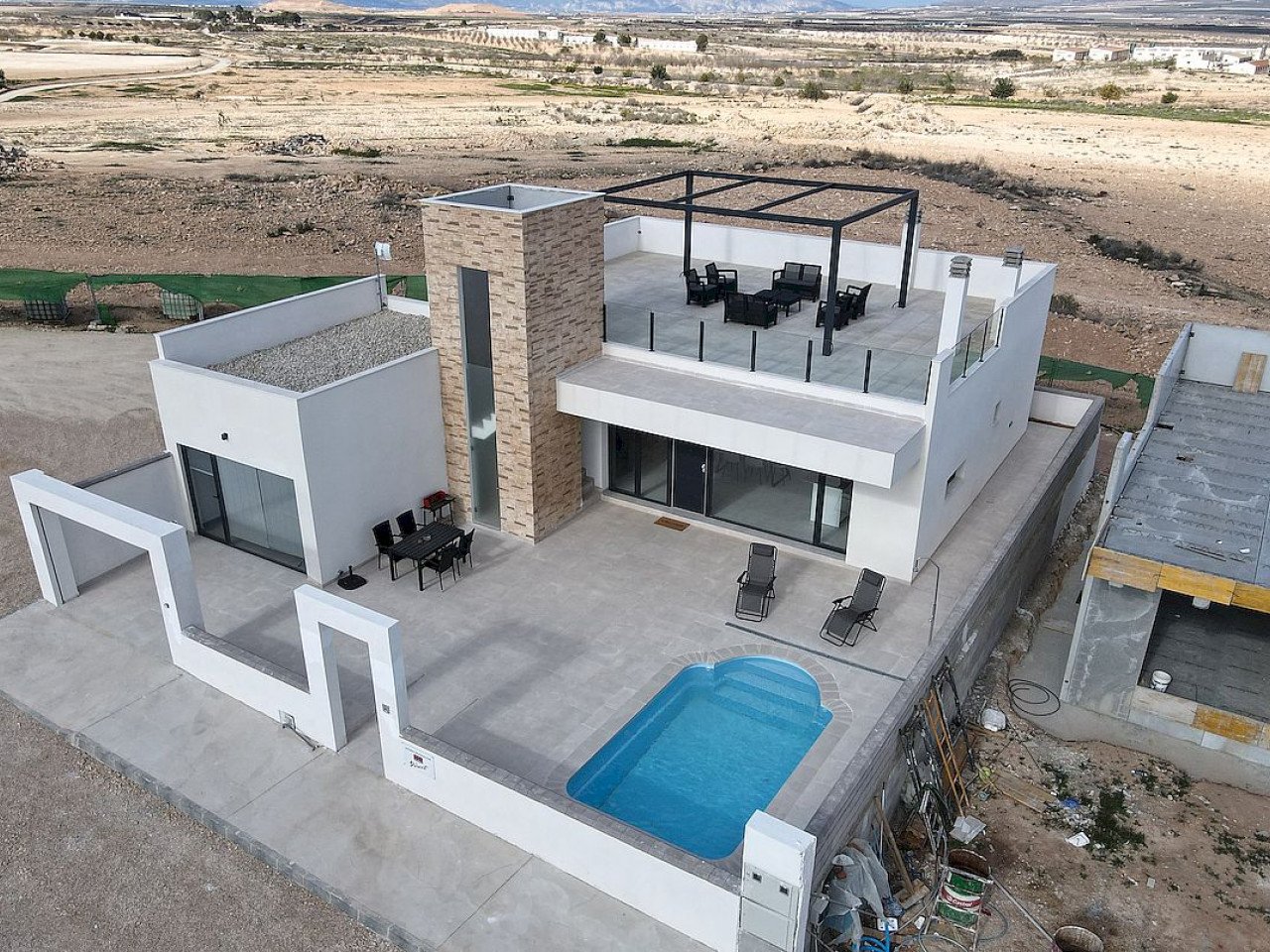 New build residential of maisonettes, chalets and villas located in Fuente Álamo, Murcia, a community designed to give you everything you need to l...