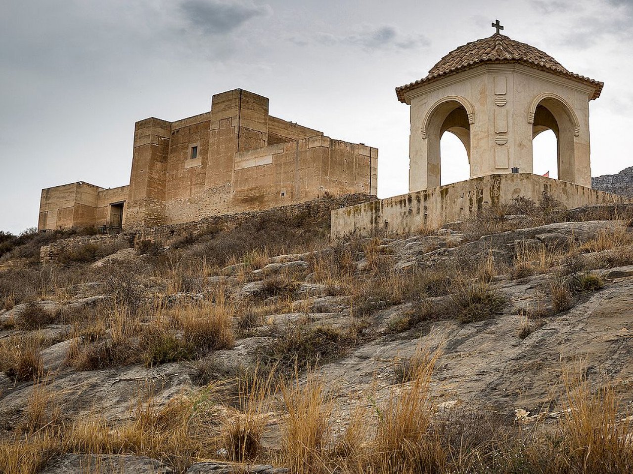 Vega Sol Homes is a new residential development of 44 modern townhouses in Cox, Alicante. 

These homes are available in 2- and 3-bedroom layouts, ...